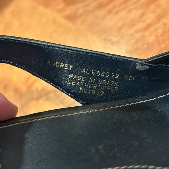 Navy RALPH LAUREN pumps size 8 - Picture 4 of 6